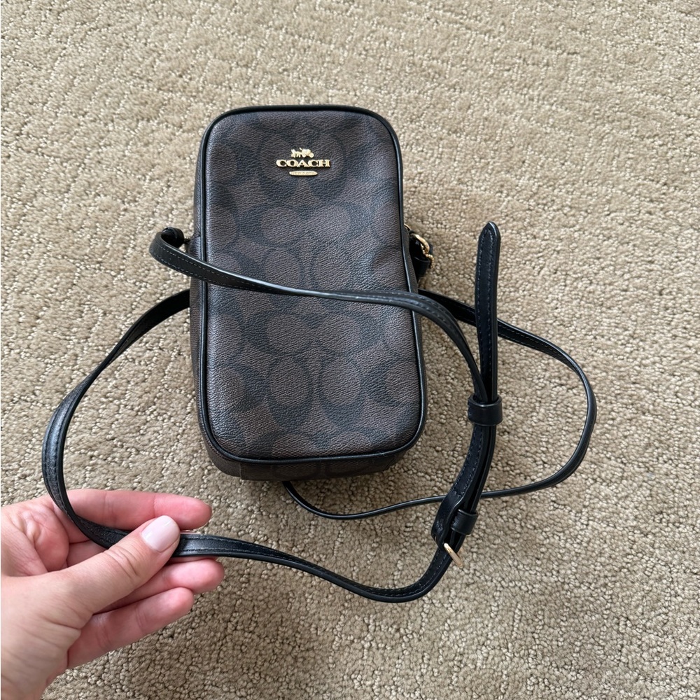 Coach crossbody phone bag